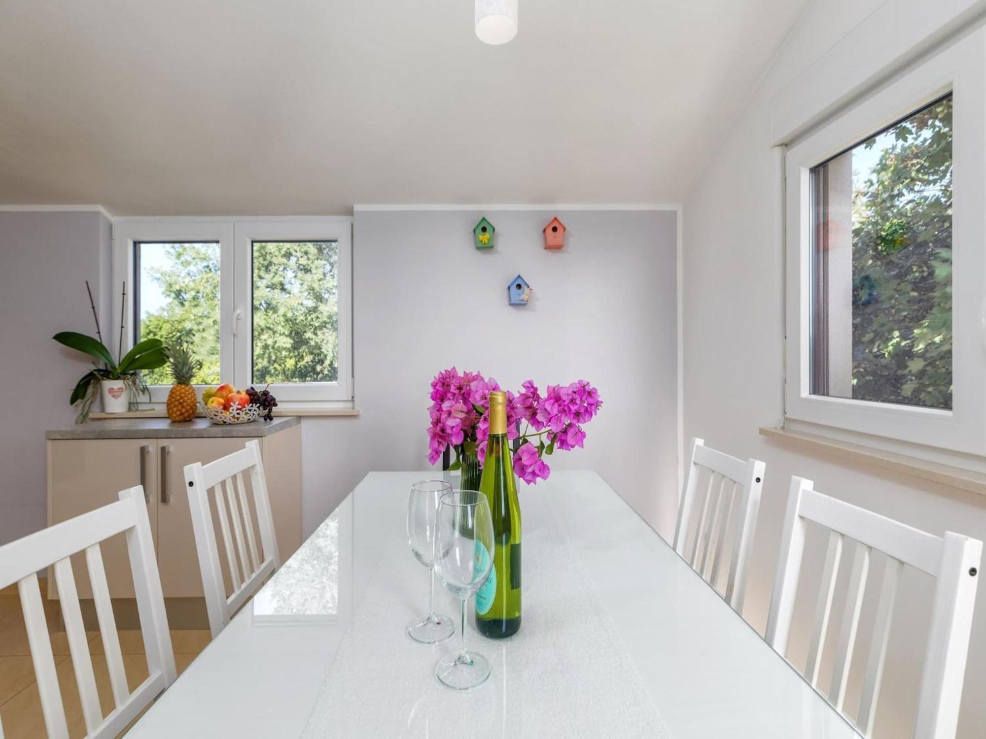 Apartman With Private Pool And Jacuzzi *