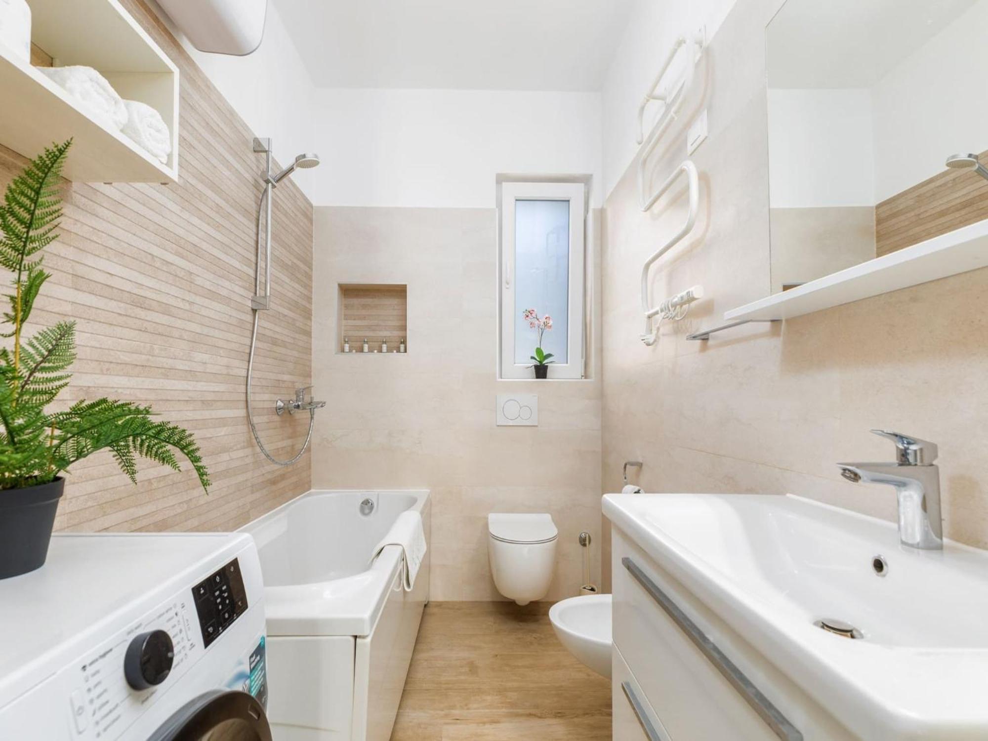 With Private Pool And Jacuzzi Pula